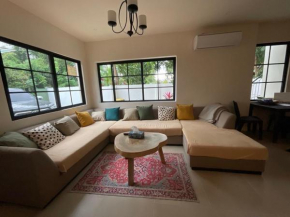 3 BDR new town house in port Barton